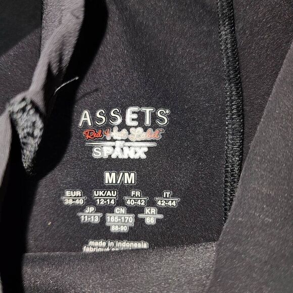 NWT Assets By Spanx Womens Black High Waist Mid Thigh Clever Controllers Medium - Picture 4 of 4